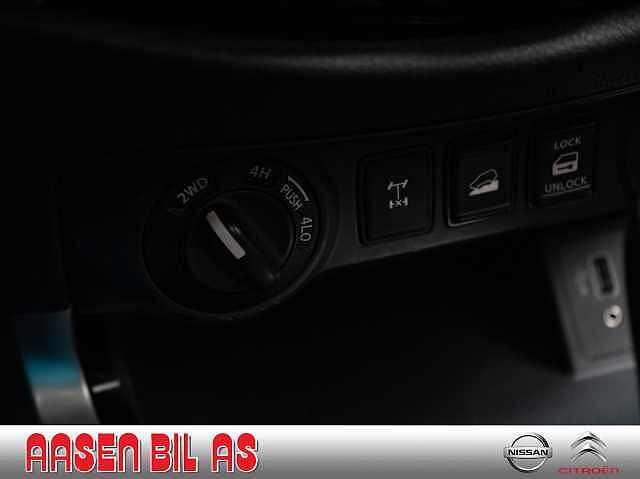 Nissan Navara Double Cab 2,3 dCi 190 N-Guard aut