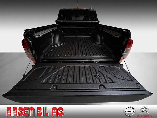 Nissan Navara Double Cab 2,3 dCi 190 Tekna aut