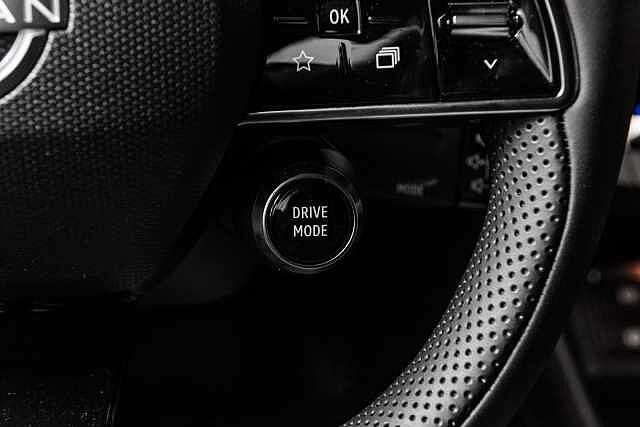 Nissan Micra 52kWh Advance
