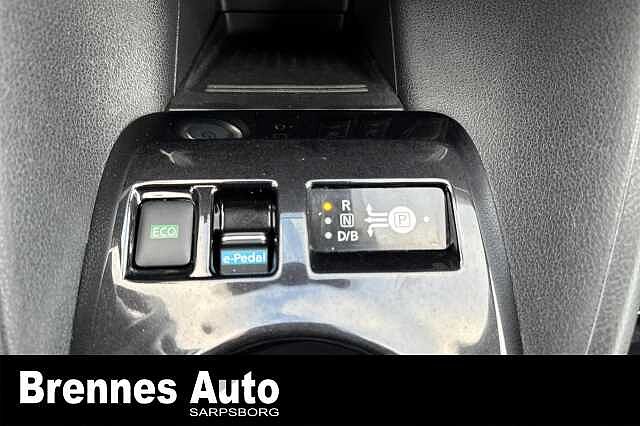 Nissan Leaf /360 Kamera/App/ Rattvarme/++