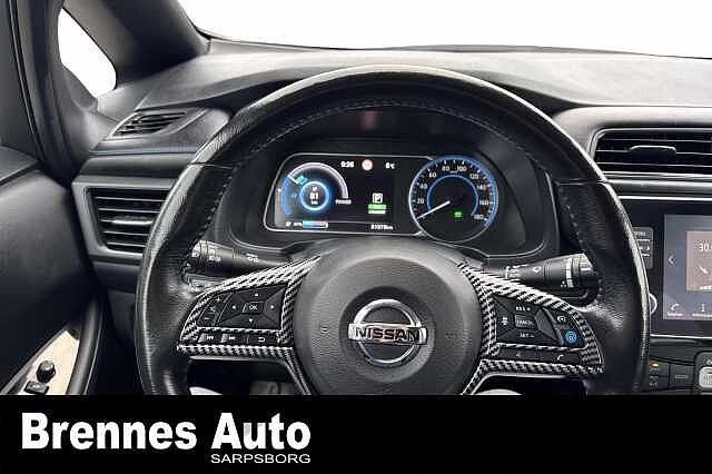 Nissan Leaf /360 Kamera/App/ Rattvarme/++