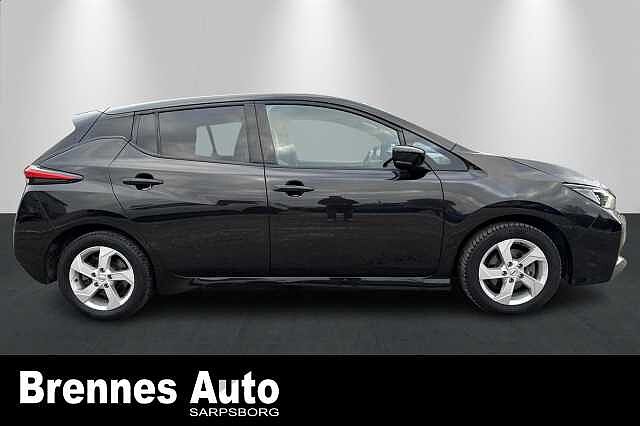Nissan Leaf /360 Kamera/App/ Rattvarme/++