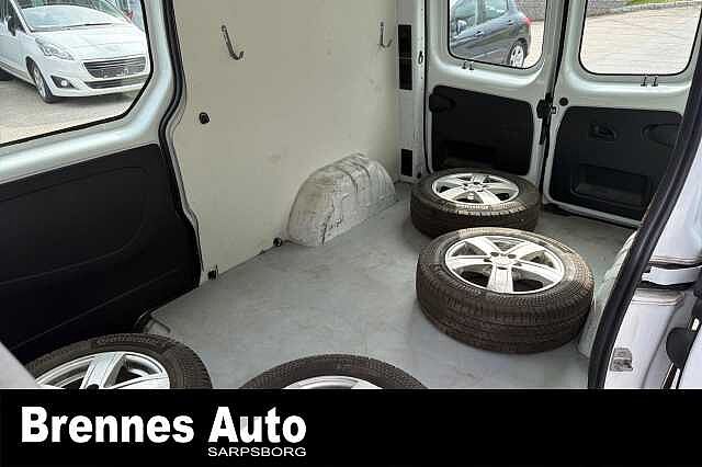 Nissan NV300 Lang type, leveres med ny EU