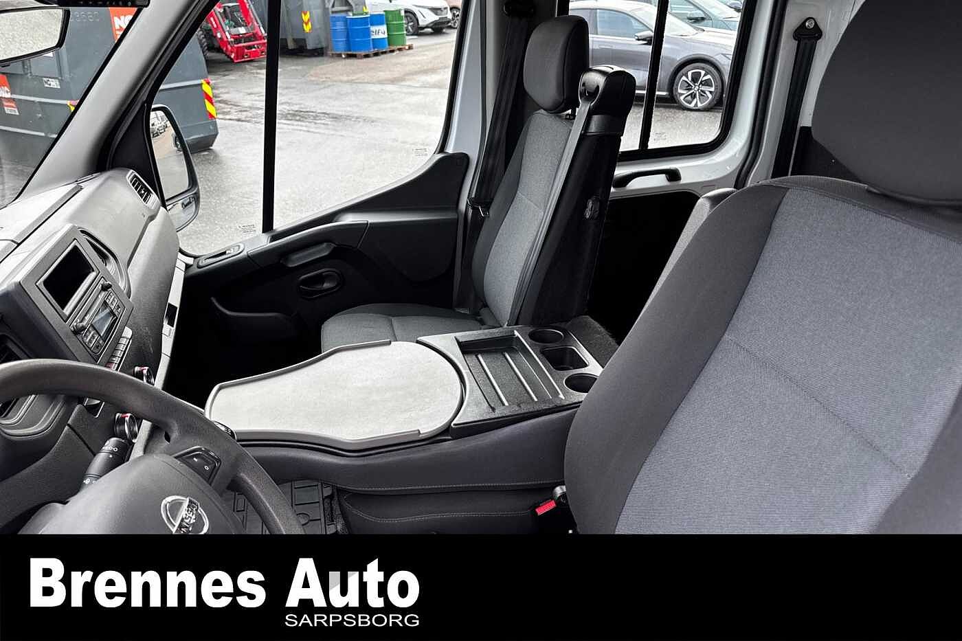 Nissan NV400 Plan m/ 3 veis tipp, kun kj&oslash;rt 69000 km