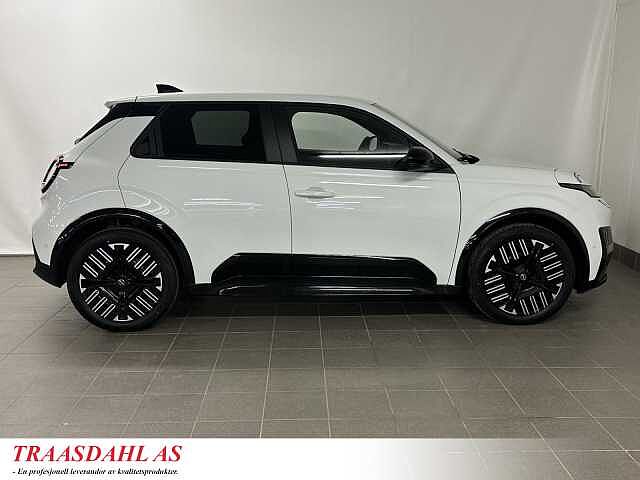 Nissan Micra 52kWh Advance