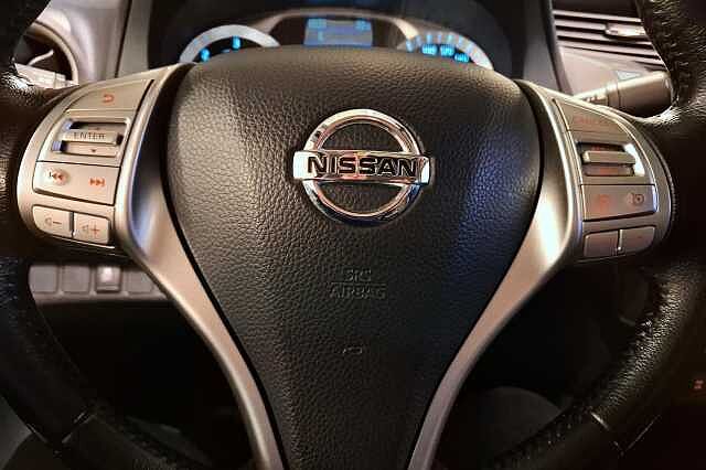 Nissan Navara ARCTIC TRUCKS (AT35) 4x4 Automat, N-Guard, Double Cab