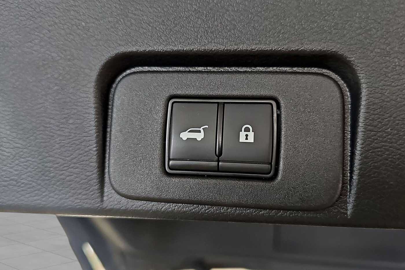 Nissan X-Trail e-Power Tekna 5-s
